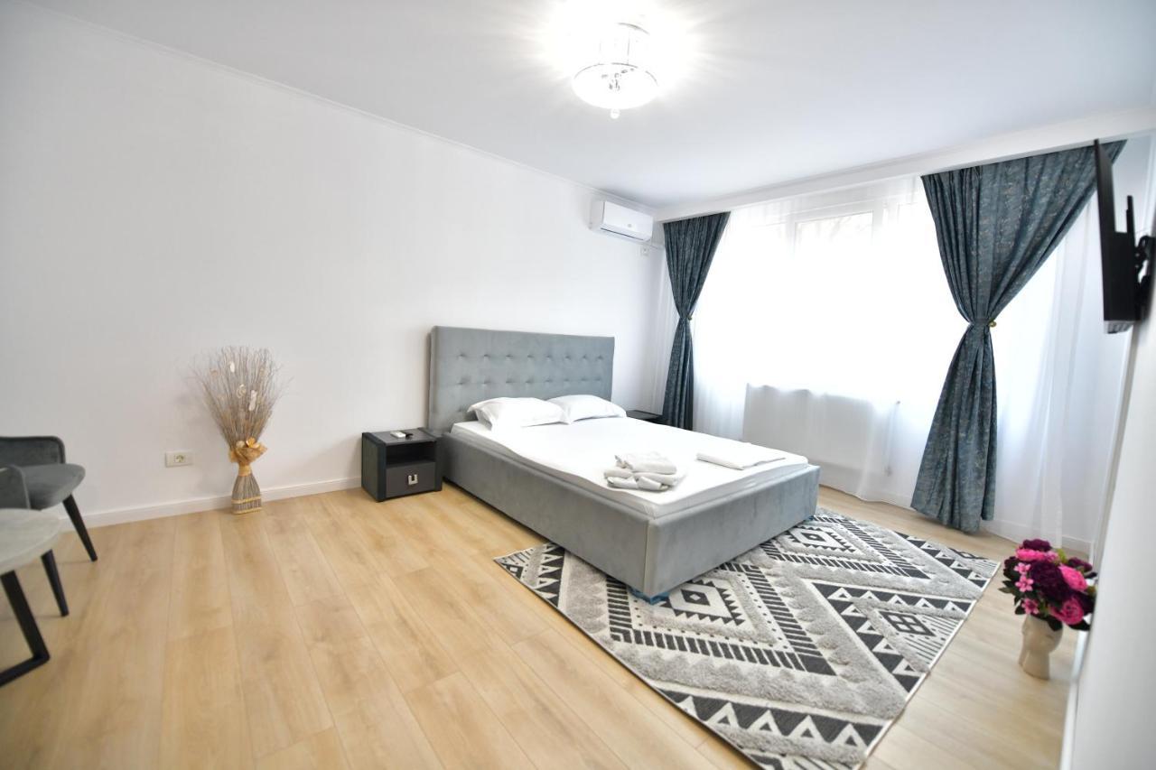 בוקרשט Luxury Studio / M Romancierilor מראה חיצוני תמונה