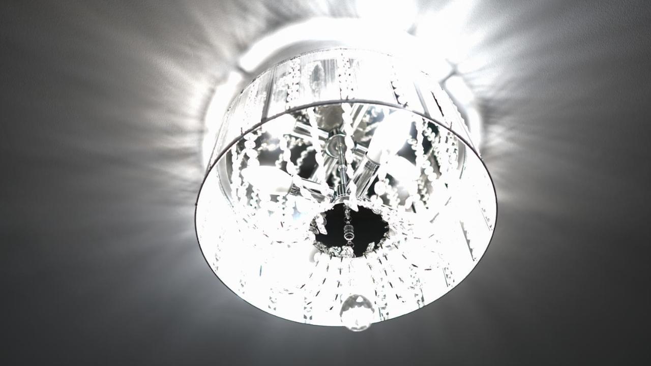בוקרשט Luxury Studio / M Romancierilor מראה חיצוני תמונה